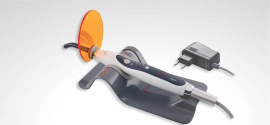 Dental curing light